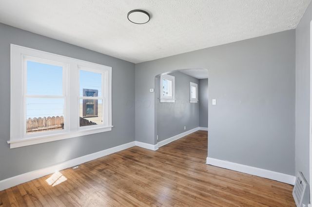 1837 Robert Street, Columbus, OH 43224