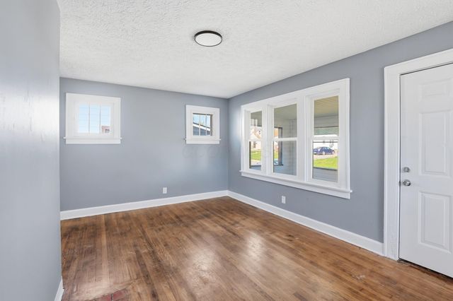 1837 Robert Street, Columbus, OH 43224