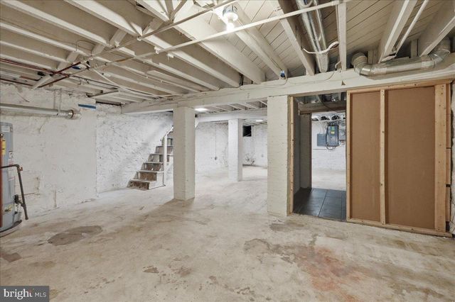 532 W UNIVERSITY PKWY, Baltimore, MD 21210