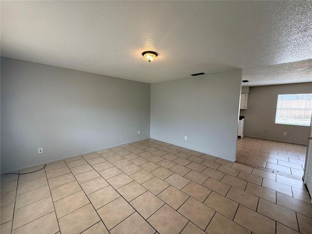 614 LARRY DRIVE, Deland, FL 32724