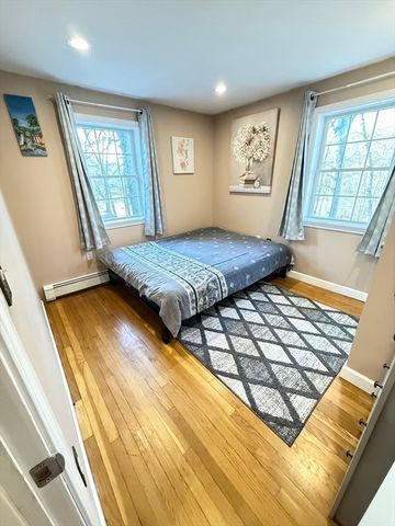 7 Central St, Saugus, MA 01906