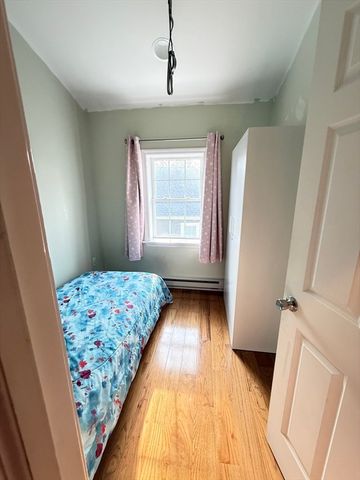 7 Central St, Saugus, MA 01906