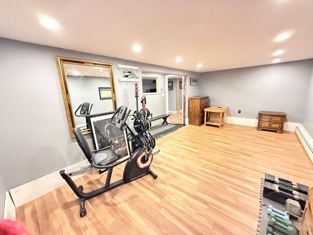 7 Central St, Saugus, MA 01906