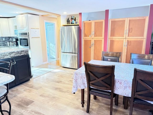 7 Central St, Saugus, MA 01906