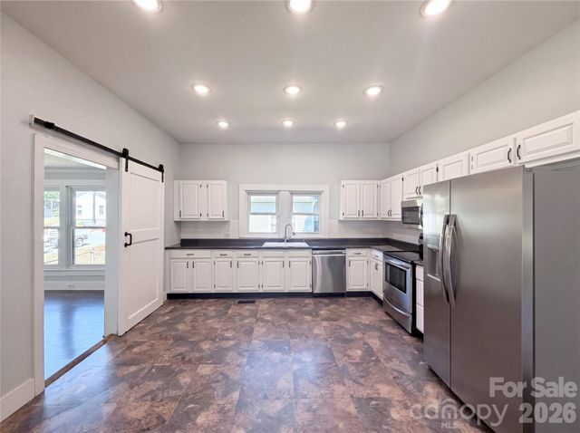 406 Dingler Avenue, Mooresville, NC 28115