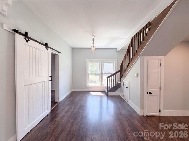 406 Dingler Avenue, Mooresville, NC 28115