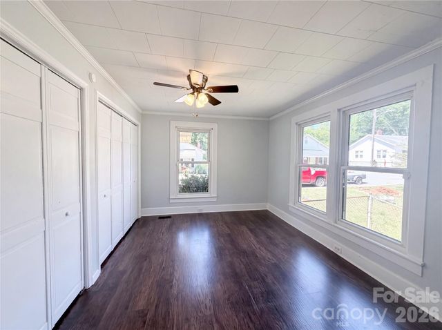 406 Dingler Avenue, Mooresville, NC 28115