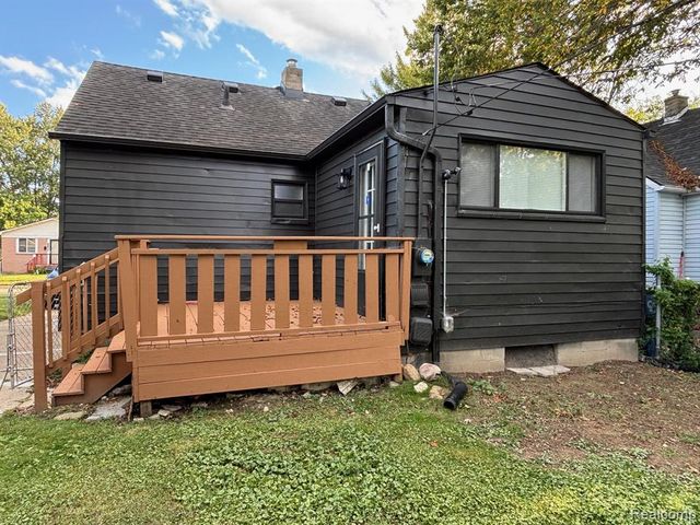 11035 Essex Avenue, Warren, MI 48089