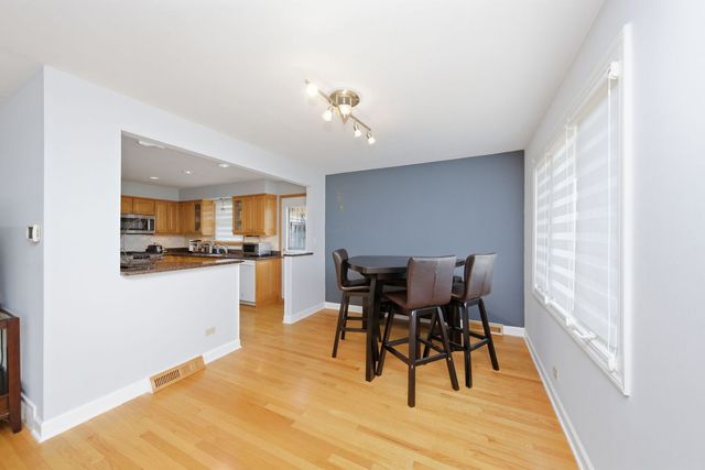 8512 Natchez Avenue, Burbank, IL 60459