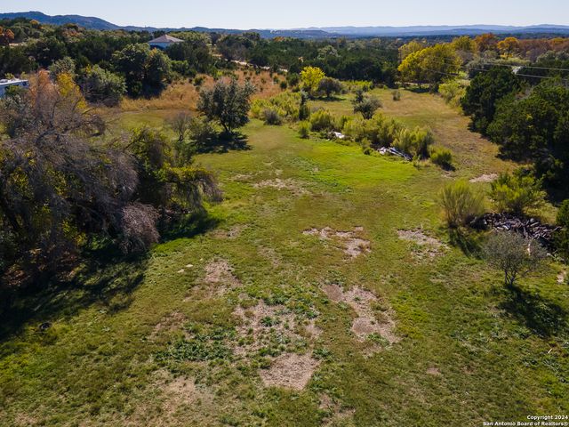 989 Oil Well Road, Pipe Creek, TX 78063