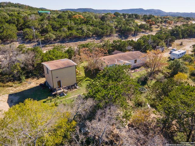 989 Oil Well Road, Pipe Creek, TX 78063