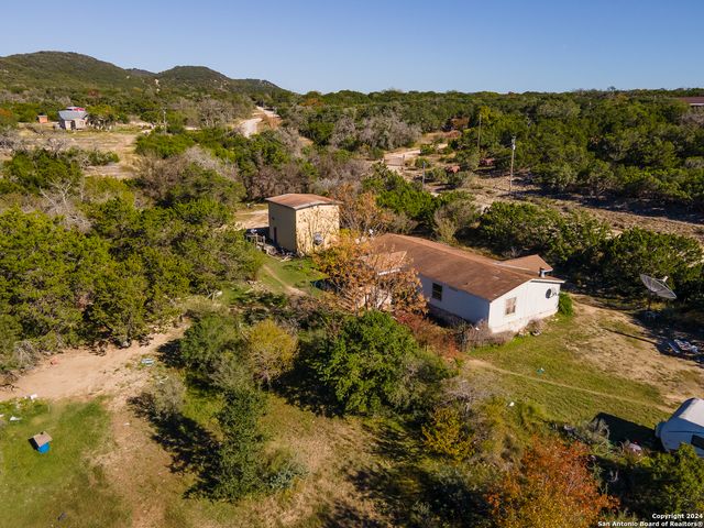 989 Oil Well Road, Pipe Creek, TX 78063