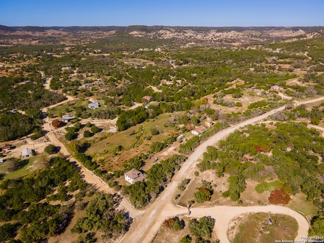 989 Oil Well Road, Pipe Creek, TX 78063