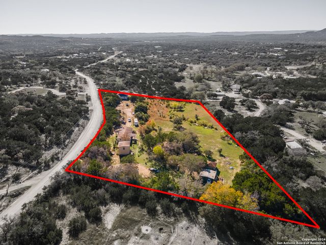 989 Oil Well Road, Pipe Creek, TX 78063