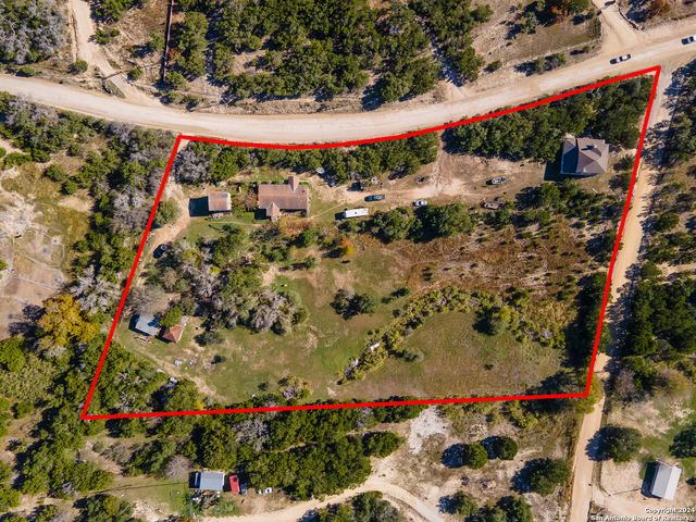 989 Oil Well Road, Pipe Creek, TX 78063