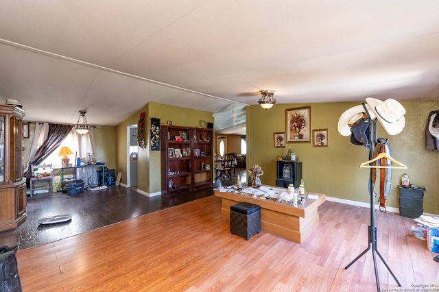 989 Oil Well Road, Pipe Creek, TX 78063