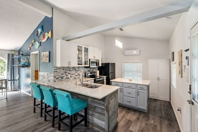 105 Tarno Lane, Gun Barrel City, TX 75156