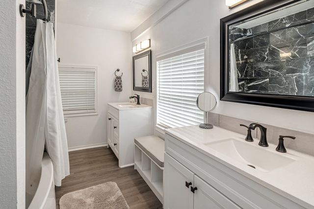 105 Tarno Lane, Gun Barrel City, TX 75156