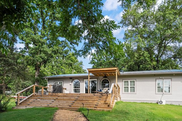 105 Tarno Lane, Gun Barrel City, TX 75156