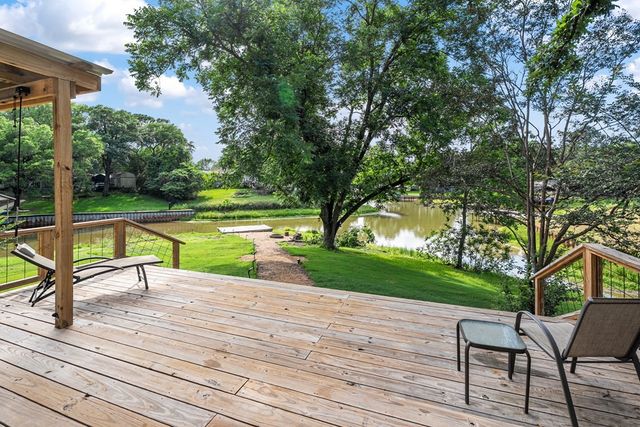 105 Tarno Lane, Gun Barrel City, TX 75156