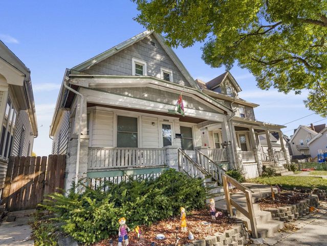 2444 S 29th STREET, Milwaukee, WI 53215