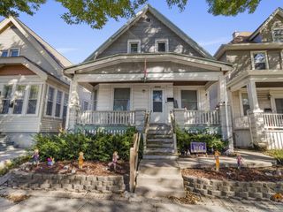 2444 S 29th STREET, Milwaukee, WI 53215