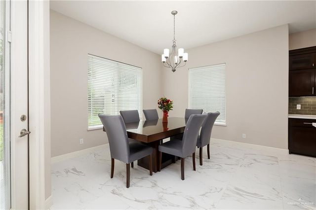 717 N Park Place Drive, Weslaco, TX 78599