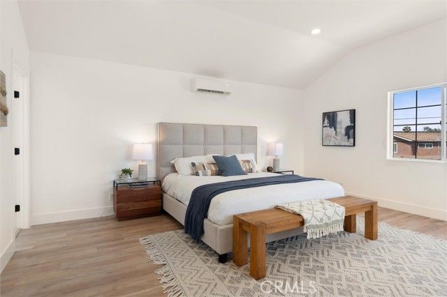 5732 Hillcrest Drive, Los Angeles, CA 90043