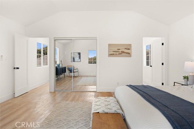 5732 Hillcrest Drive, Los Angeles, CA 90043