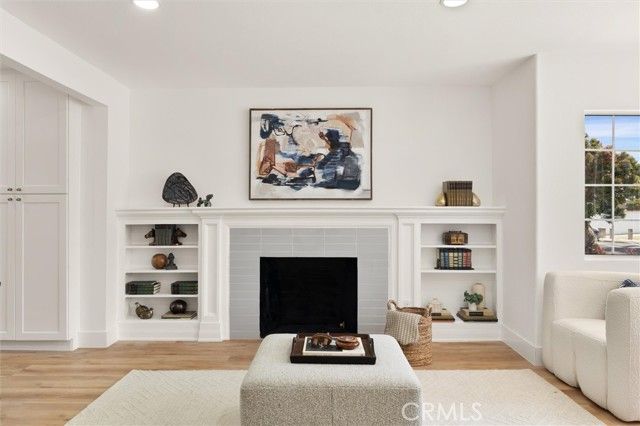 5732 Hillcrest Drive, Los Angeles, CA 90043