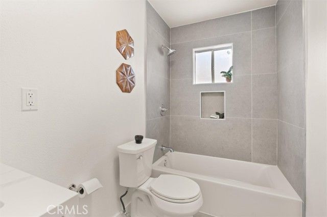 5732 Hillcrest Drive, Los Angeles, CA 90043