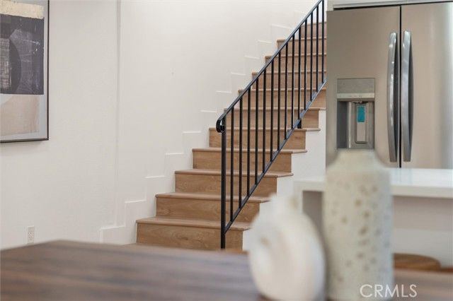 5732 Hillcrest Drive, Los Angeles, CA 90043