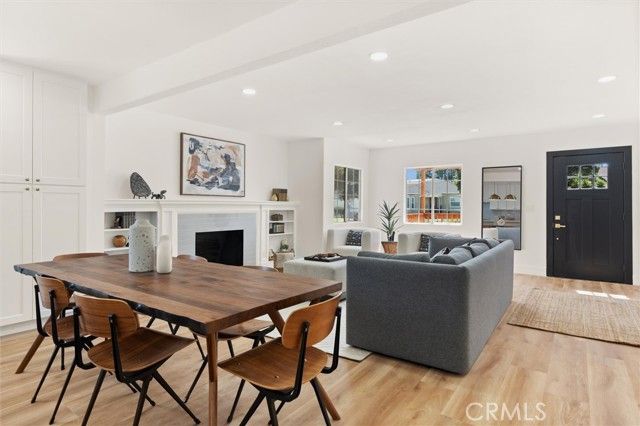 5732 Hillcrest Drive, Los Angeles, CA 90043