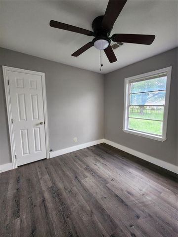 9711 Aguila Street, Houston, TX 77013