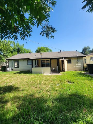 9711 Aguila Street, Houston, TX 77013