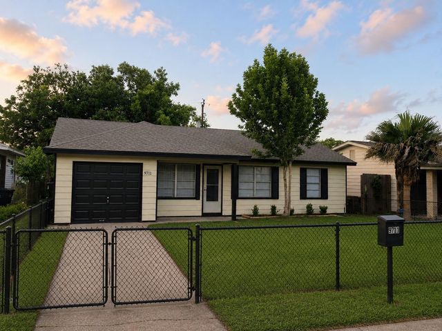 9711 Aguila Street, Houston, TX 77013