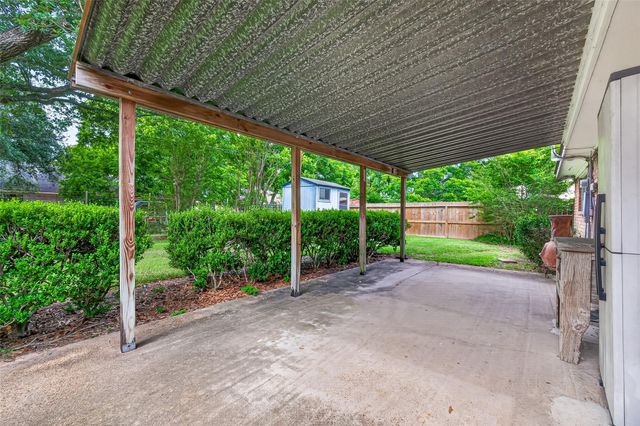 2220 Ripple Creek Drive, Rosenberg, TX 77471