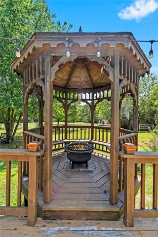 12063 W Highway 156, West Fork, AR 72774