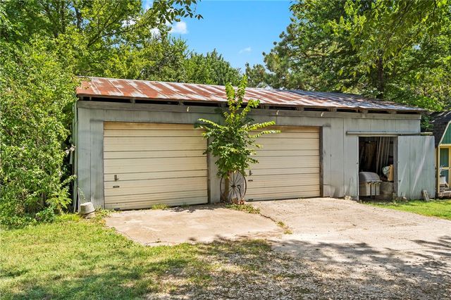 12063 W Highway 156, West Fork, AR 72774