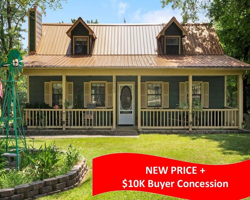 12063 W Highway 156, West Fork, AR 72774