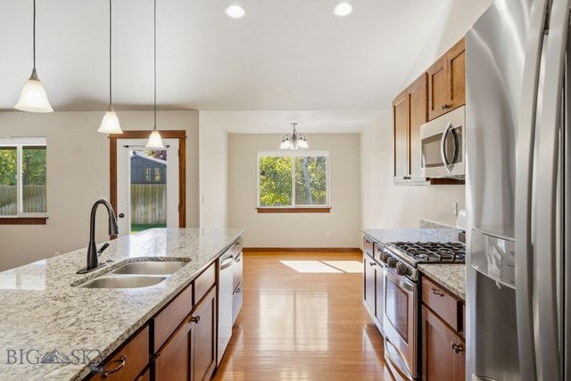 14 Indian Grove Lane, Bozeman, MT 59718
