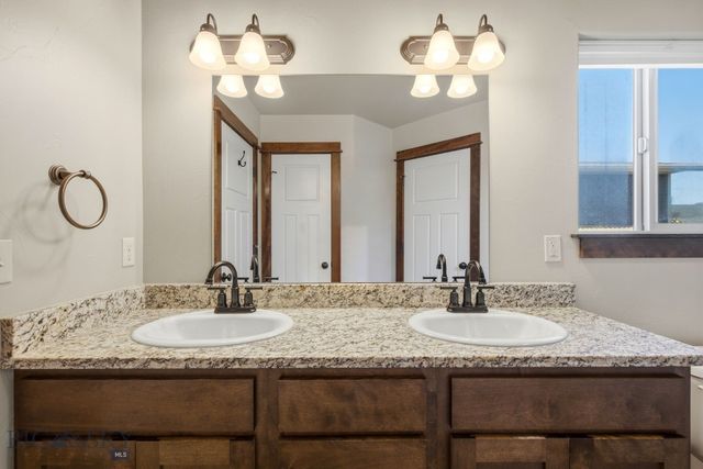 14 Indian Grove Lane, Bozeman, MT 59718