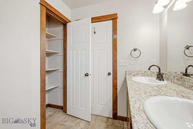 14 Indian Grove Lane, Bozeman, MT 59718