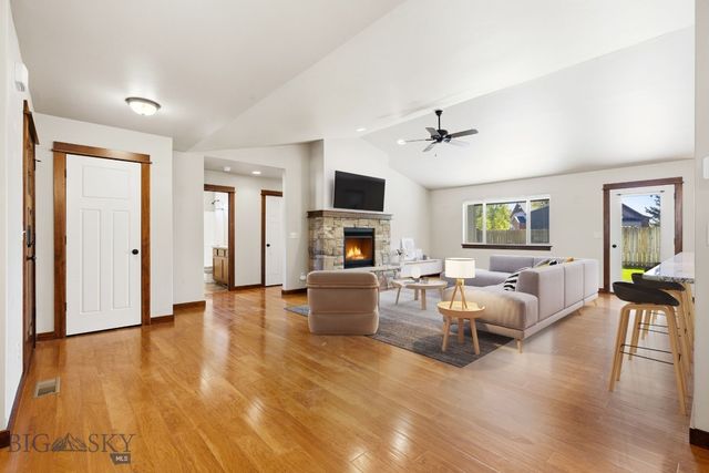 14 Indian Grove Lane, Bozeman, MT 59718