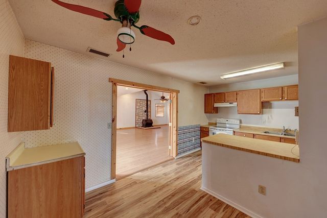 1013 Peachtree Circle, Alpine, TX 79830