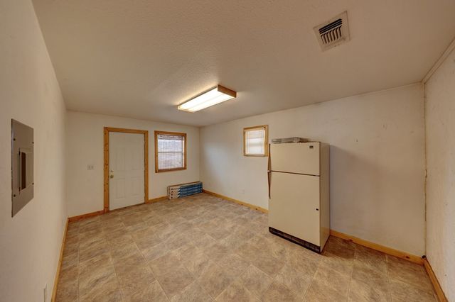 1013 Peachtree Circle, Alpine, TX 79830