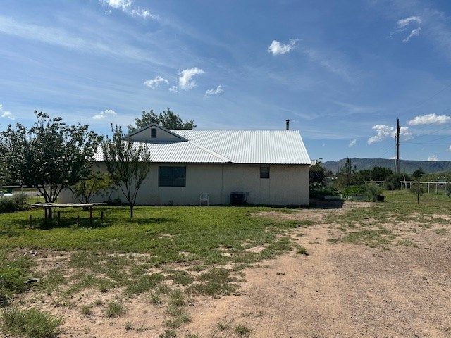 1013 Peachtree Circle, Alpine, TX 79830