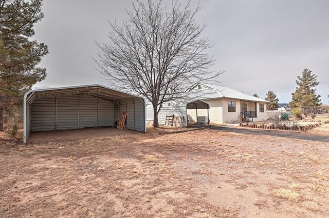 1013 Peachtree Circle, Alpine, TX 79830