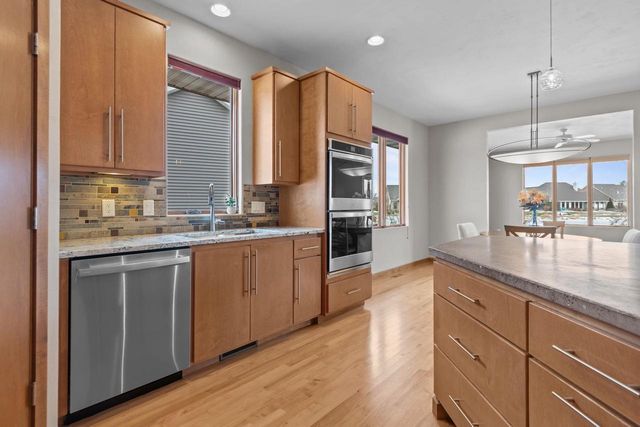 4841 CANVASBACK CIRCLE, Appleton, WI 54913