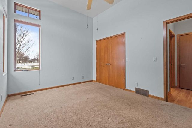 4841 CANVASBACK CIRCLE, Appleton, WI 54913